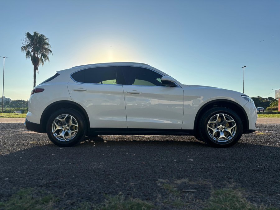 ALFA ROMEO Stelvio 200CV Distinctive