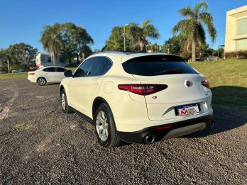 ALFA ROMEO Stelvio 200CV Distinctive
