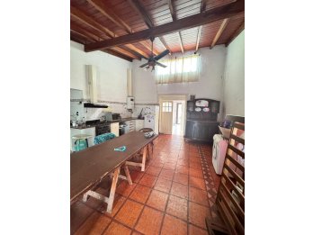 GRAN CASA QUINTA EN LOTE DE 3300 M2