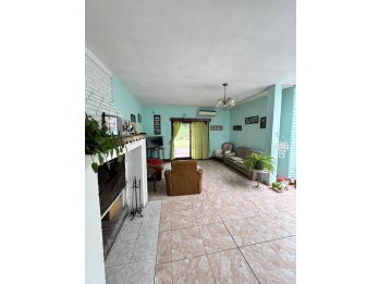 GRAN CASA QUINTA EN LOTE DE 3300 M2