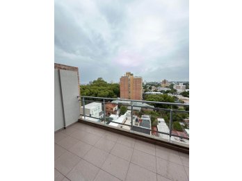 Se alquila hermoso departamento en zona plaza Saenz Peña