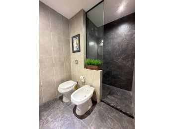 En venta hermoso departamento en calle Malvinas