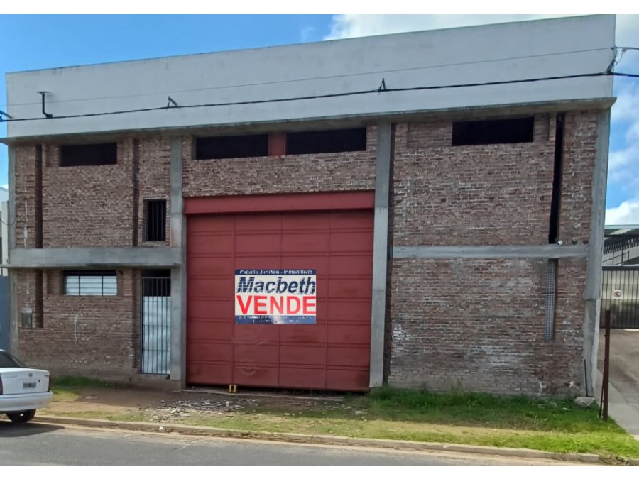 Vende Galpon sobre calle Roque Saenz Peña