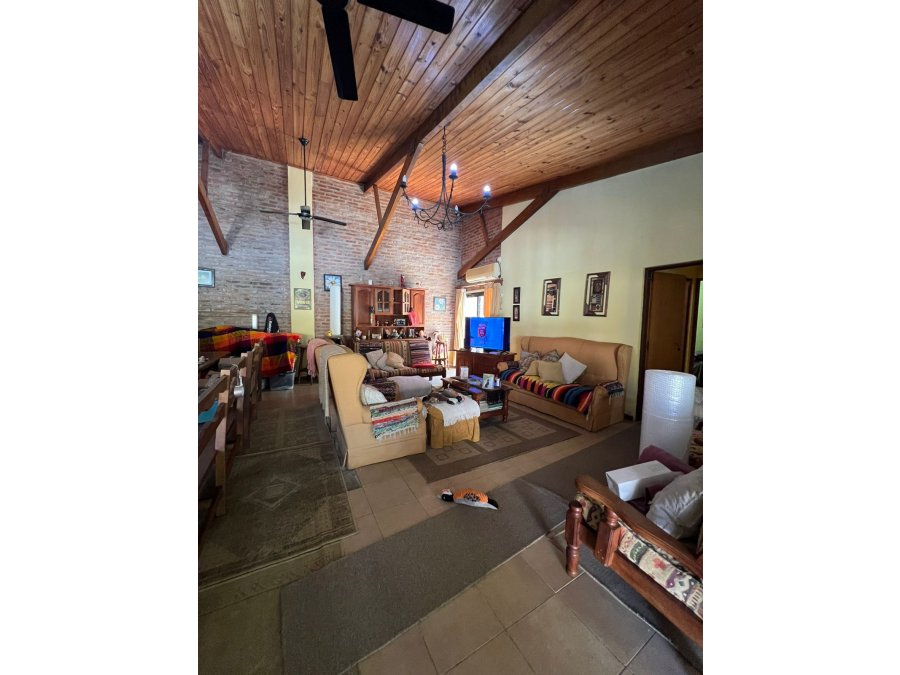 🔻 ¡BAJÓ DE PRECIO! 🔻 🏡 Casa con parque y pileta en Paraná