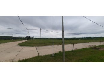 🏡 **TERRENO EN VENTA – ALTOS DEL BRETE**