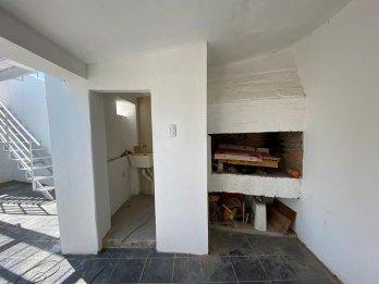 Vendo Dpto y Local alquilados, Casacuberta y Ruben Dario