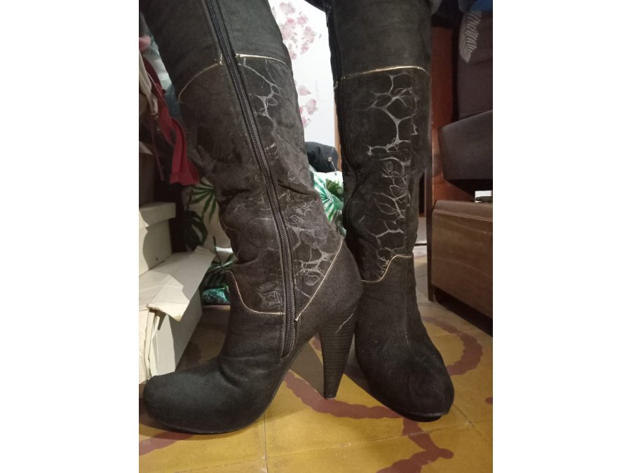 VENDO BOTAS IMPORTADAS