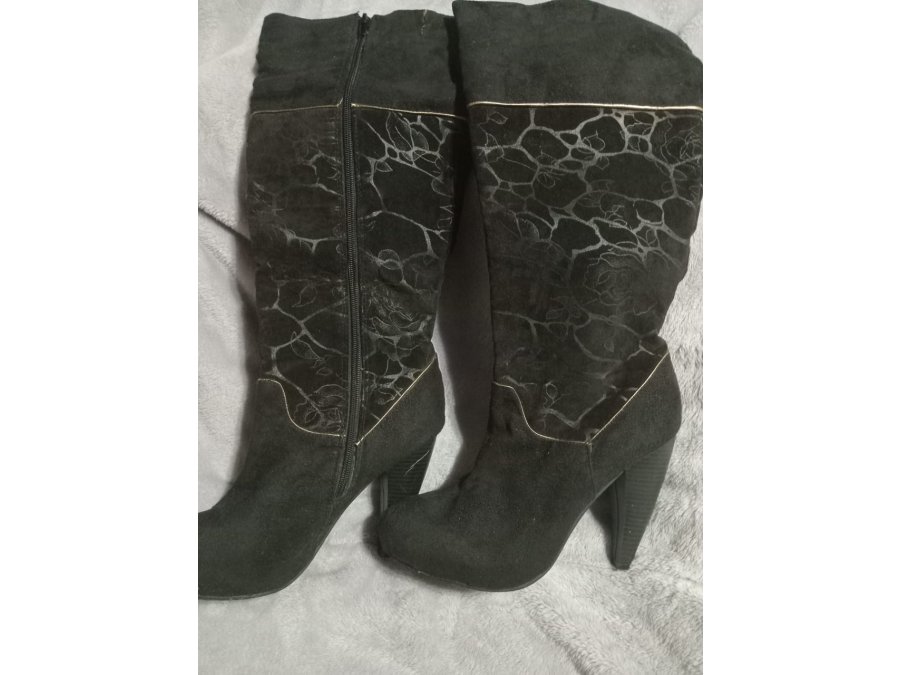 VENDO BOTAS IMPORTADAS