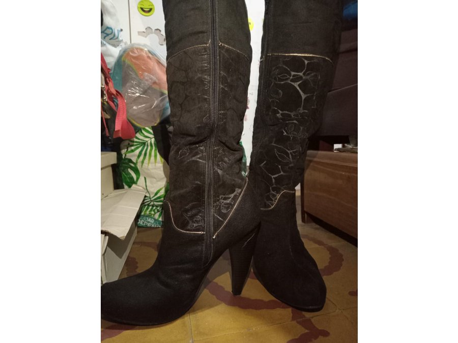 VENDO BOTAS IMPORTADAS