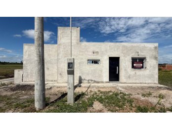 CASA/QUINTA CON PISCINA EN COLONIA ENSAYO, TIERRA ALTA 1