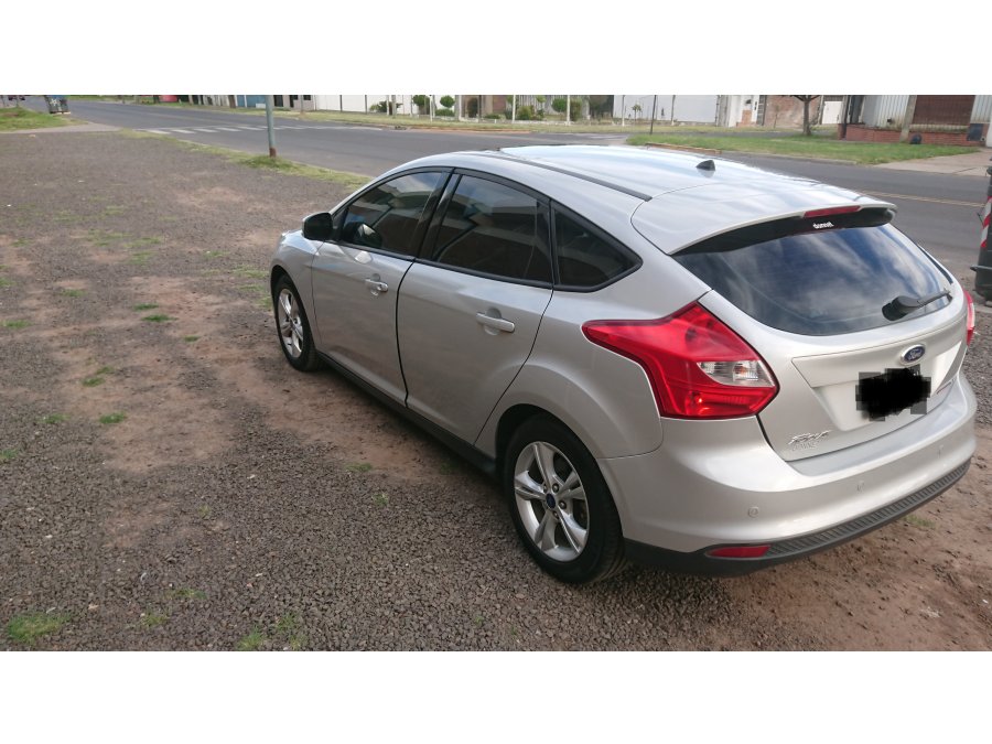 Ford Focus SE PLUS AUTOMÁTICO 2014