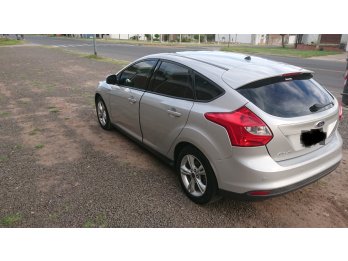 Ford Focus SE PLUS AUTOMÁTICO 2014