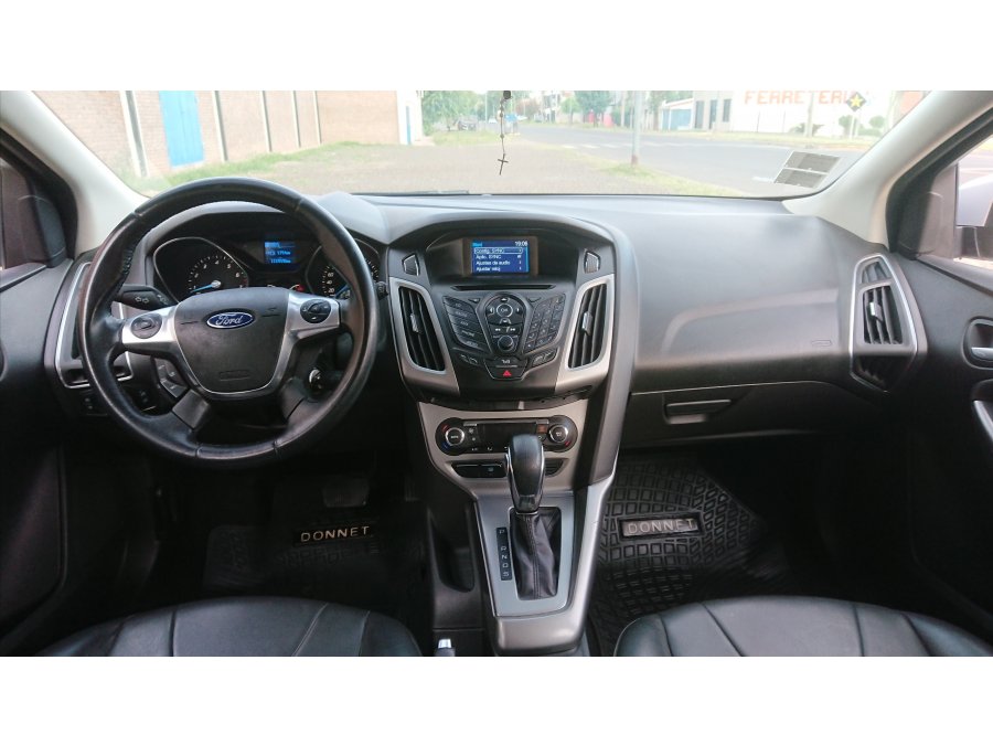 Ford Focus SE PLUS AUTOMÁTICO 2014