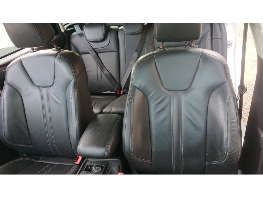 Ford Focus SE PLUS AUTOMÁTICO 2014