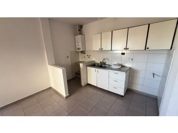 SE ALQUILA DEPTO DE 2 DORM EN ALAMEDA DE LA FEDERACION.