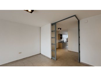 Venta piso exclusivo con cochera doble Zona Parque