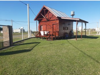 GRAN TERRENO CON CABAÑA EN SAUCE MONTRULL