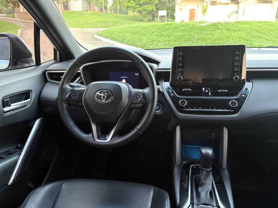 TOYOTA Corolla Cross SEG HV 1.8 ECVT