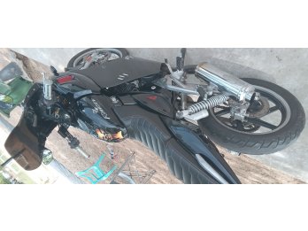 Bajaj rouser 220