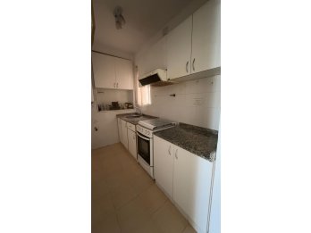 VENTA DPTO PLANTA BAJA CON PATIO VERDE !!!