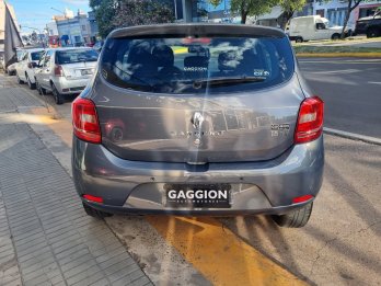 Único Sandero 1.6 Privilege MT / 2016 (impecable)