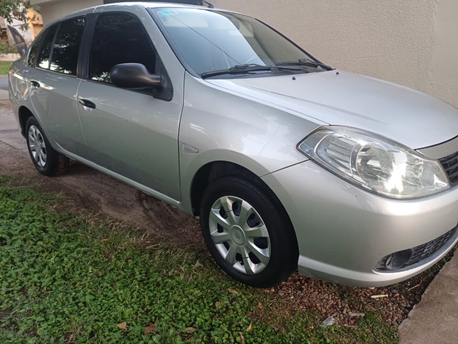 Renault simbol 1.6 gnc 2011