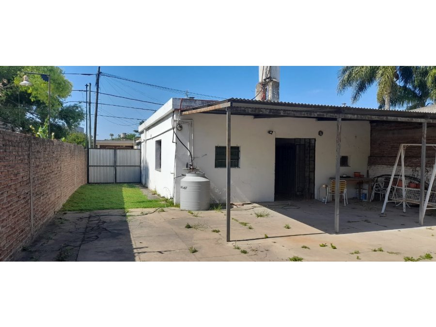 Casa a refaccionar en KM 5 y 1/2.