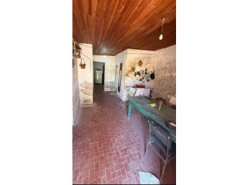 SE VENDE CASA A REFACCIONAR