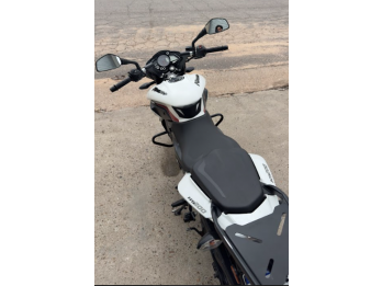 DUEÑO LIQUIDO FINANCIO BAJAJ ROUSSER 200 NS YAMAHA HONDA