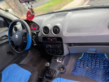 VOLKSWAGEN GOL 2008  AIRE1.6 135000 km REALES interior sano
