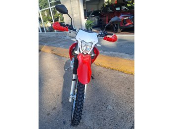 Nueva RVM ZC 250.cc Enduro con Km 2.700 / 2023