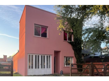 VENDO CASA EN SAN BENITO - LOTEO SOLVENCIA