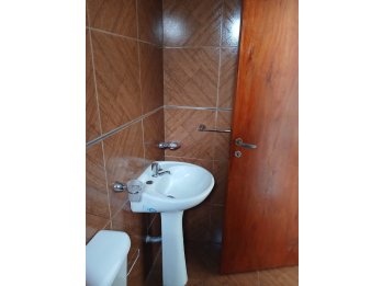 ALQUILO AMPLIO LOCAL COMERCIAL GARRIGO Nº 2847