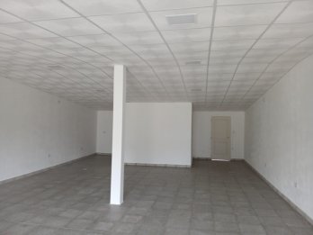 ALQUILO AMPLIO LOCAL COMERCIAL GARRIGO Nº 2847