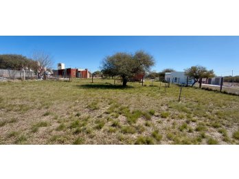 VENDO HERMOSO TERRENO EN LOTEO LOS LAURELES - ORO VERDE