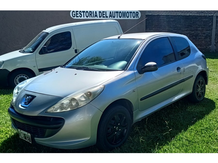 207 Compact 1.4 XR 3Ptas            /      2009