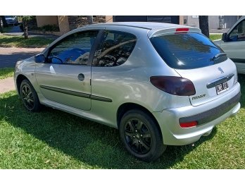 207 Compact 1.4 XR 3Ptas            /      2009