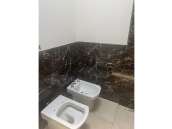 VENDO HERMOSA CASA RESTAURADA A NUEVA.