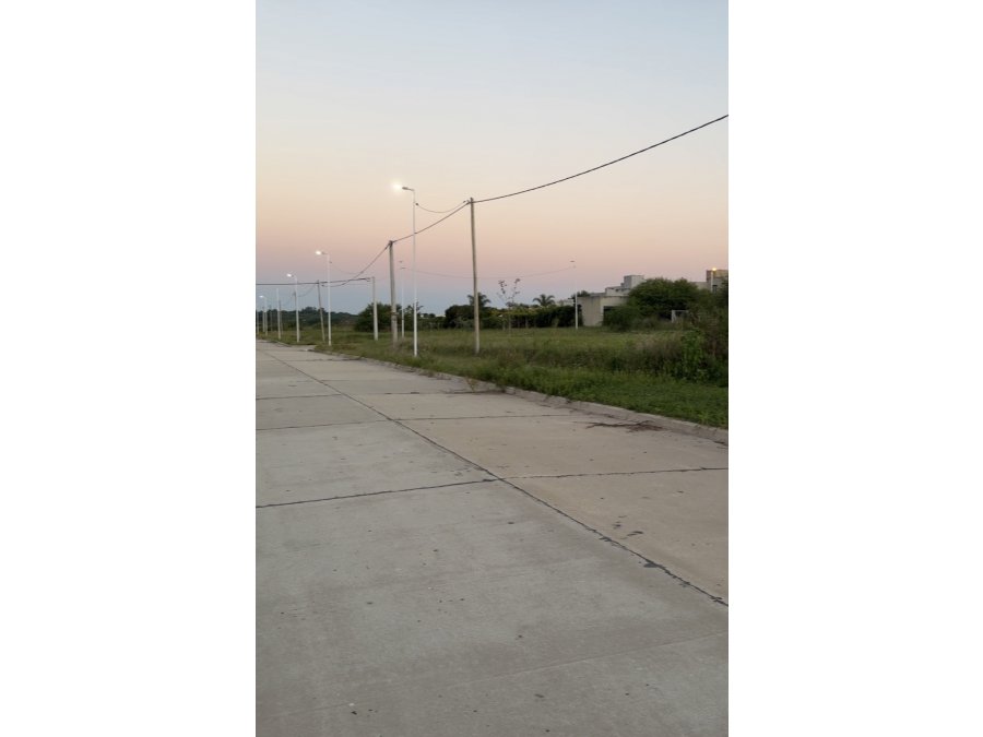 Se VENDE terreno en zona López Jordan y Los Robles