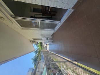 Casa amoblada de 3 habitaciones en alquiler en Paraná