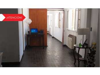 CASA EN ZONA RESIDENCIAL - 3 HABITACIONES - 3 BAÑOS