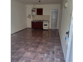 PARTICULAR VENDO MONOAMBIENTE ZONA PLAZA SAENZ PE&Ntilde;A!