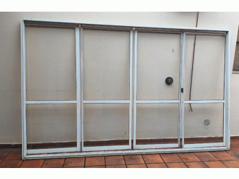 VENDO PUERTA-VENTANA/CERRAMIENTO ALUMINIO BLANCO-EXCELENTE