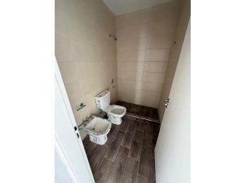 En venta departamento tres dormitorios zona centro !