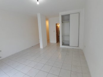 En venta departamento monoambiente zona centro dos patios !
