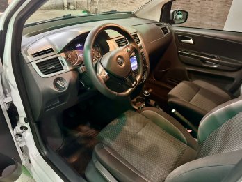 IMPECABLE FOX CONNECT 71.000 KM