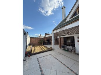 VENTA - GRAN CHALET de estilo único