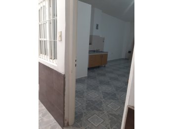 ALQUILAMOS MONOAMBIENTE Calle Tucuman 432