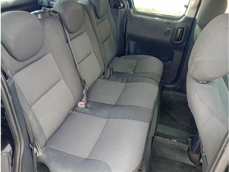 PEUGEOT PARTNER PATAGONICA 1.4 16V   AÑO 2.015