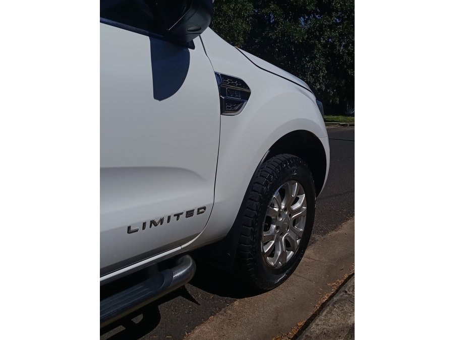 FORD RANGER LIMITED 4X4 MANUAL 2016 HERMOSAAA